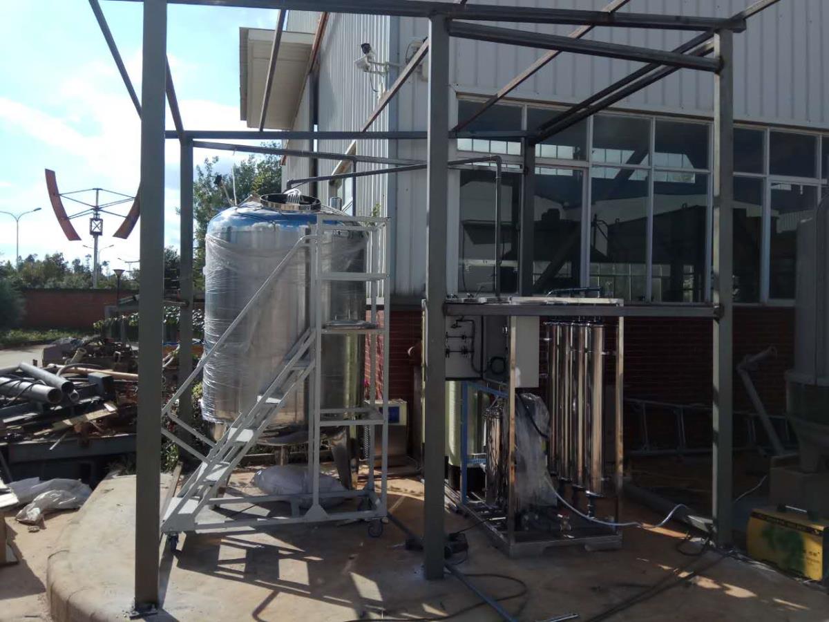 反滲透設(shè)備、反滲透純水設(shè)備