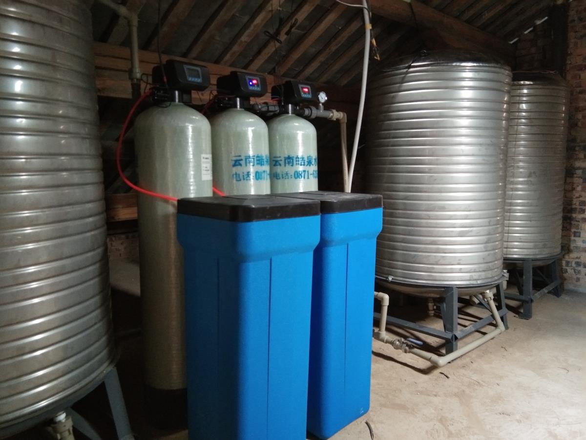 軟水設(shè)備，全自動(dòng)軟化水設(shè)備